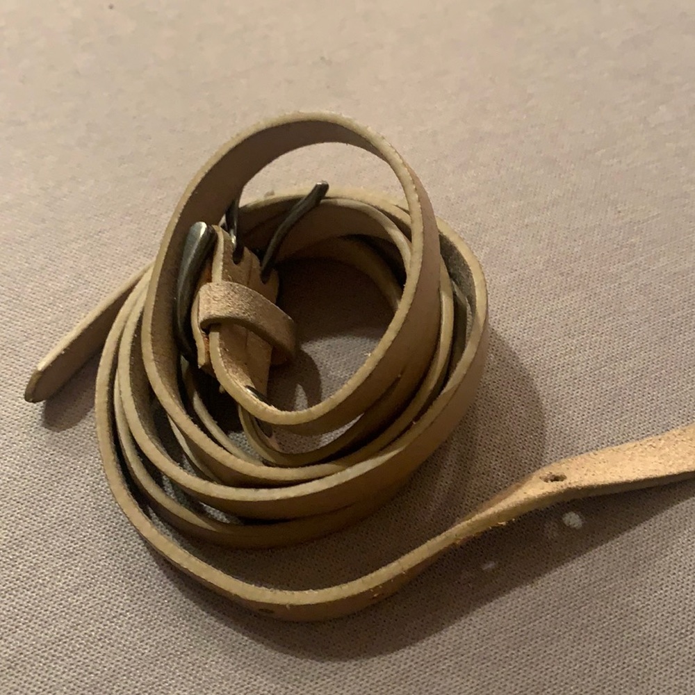 Club Monaco beige belt